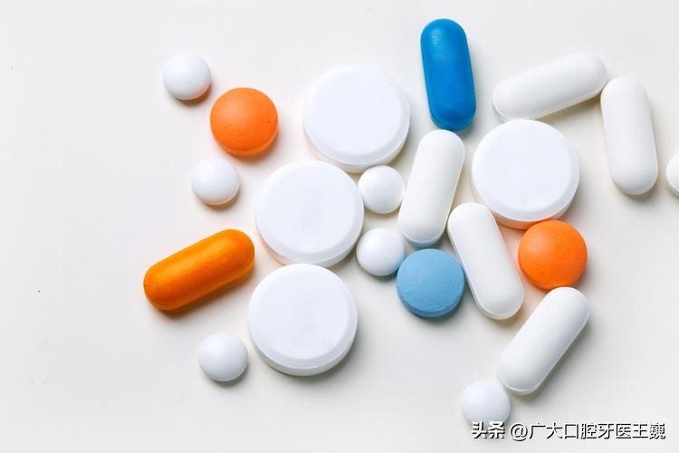 清晨起来嘴发苦是怎么回事,早晨起来嘴发苦怎么分辨是什么病