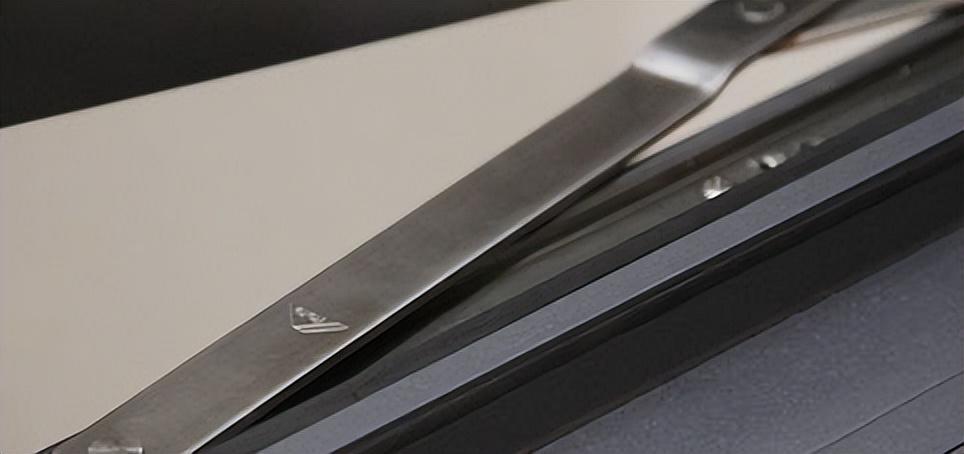 铝合金门窗选择哪个品牌可靠,门窗铝合金好还是塑钢好怎样选择