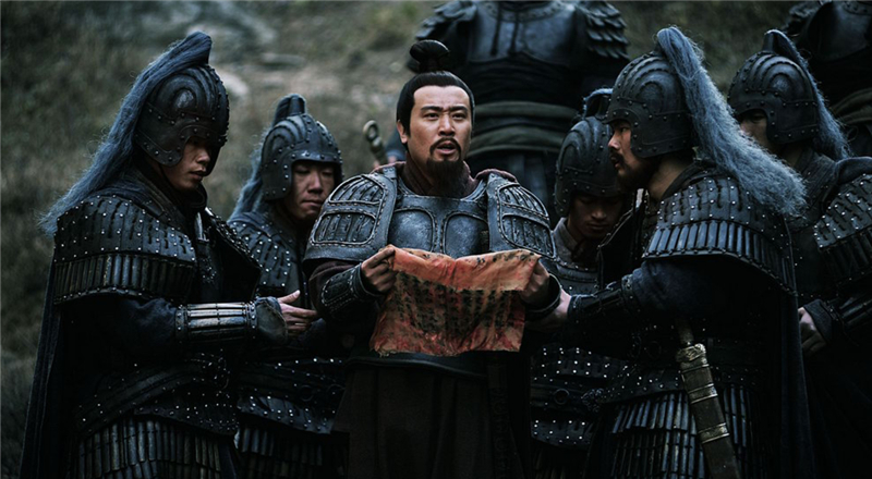 刘家人出上联：“刘邦刘备刘德华”，周家人对下联，霸气十足