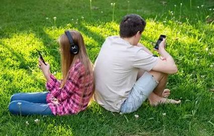 如何增强沟通构建亲子关系,青少年亲子沟通的方法与技巧