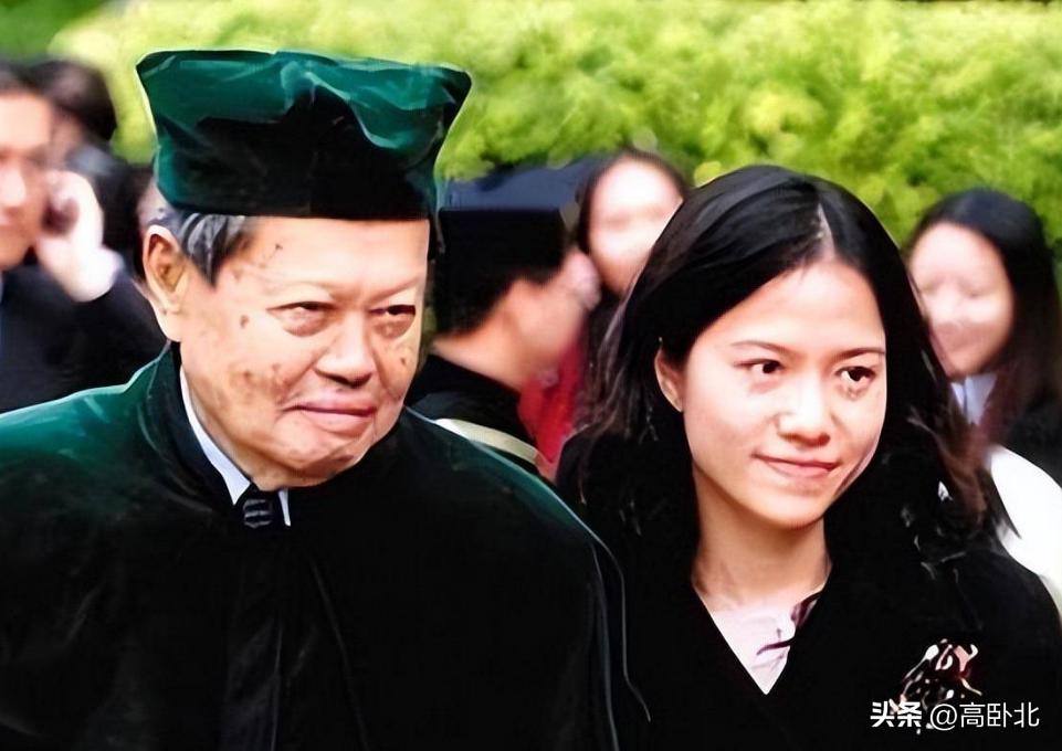 47岁翁帆结婚了吗,42岁的娇妻翁帆隐藏了多年的秘密