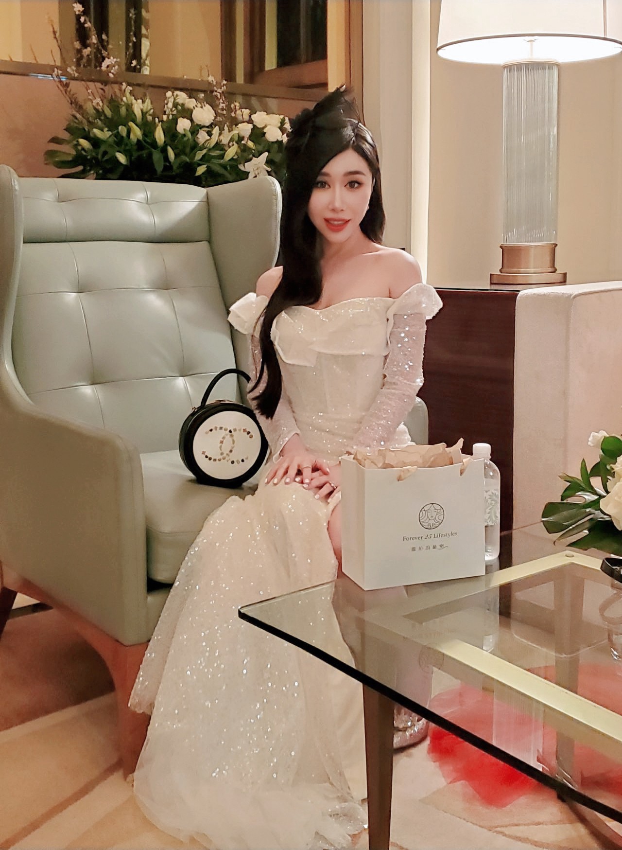 华裔主持人Sisi创立“莎拉的秘密”护肤品牌