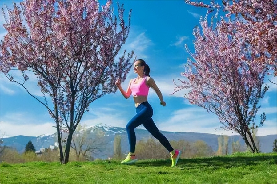 憋坏了吧？春季健身跑步约起来！