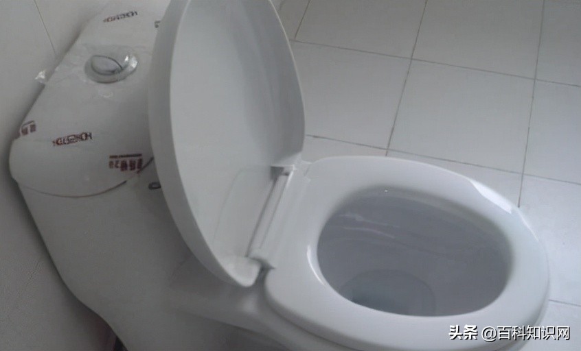 肥皂堵了马桶怎么融化,肥皂掉马桶堵了怎么快速疏通