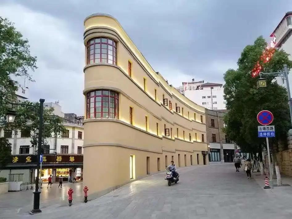 未来昆明最具影响力的美食街,昆明七彩云南附近美食街