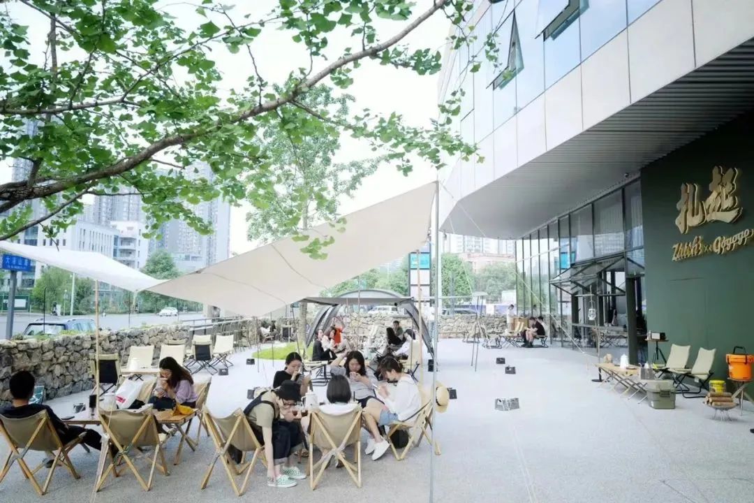 露营市场爆火会成为一个新风口吗,商场沉浸式露营