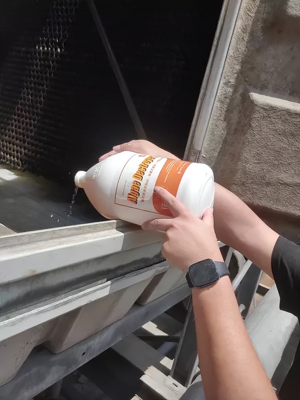 中央空调水垢清洗剂的主要成分,中央空调清洗方式