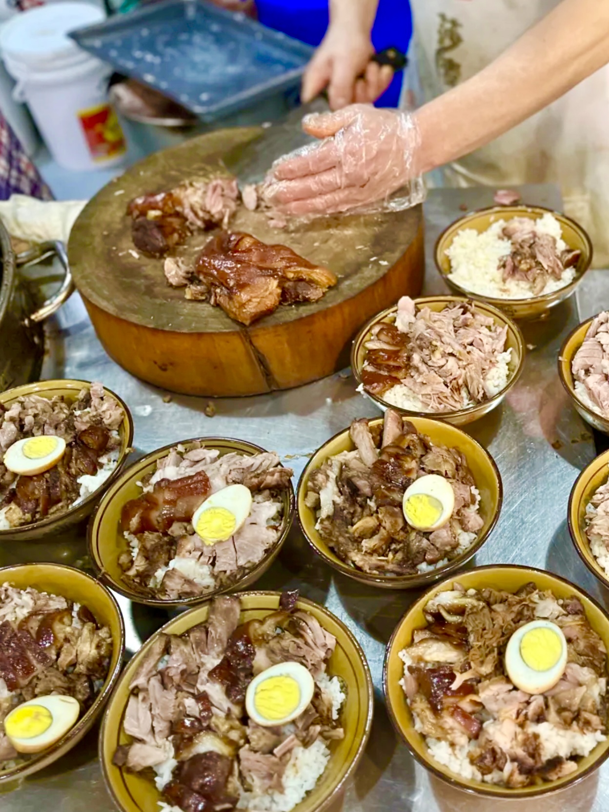 一份重庆猪脚饭,重庆巷子里的猪脚饭