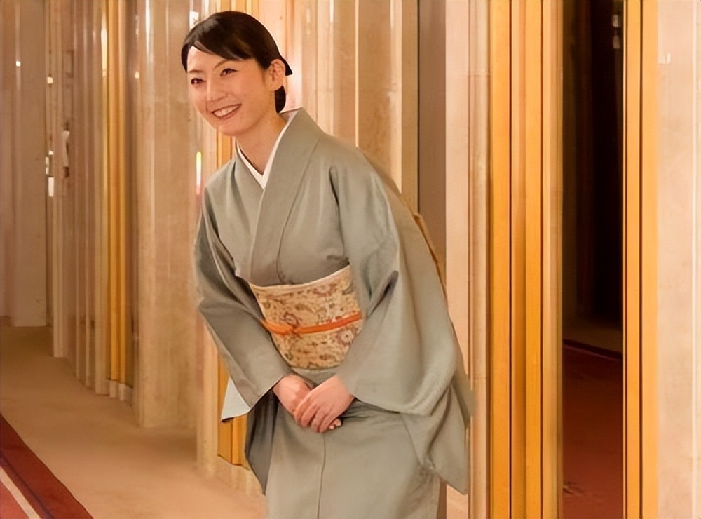 为什么都喜欢去日本买马桶盖,中国人在日本买马桶盖的现象说明