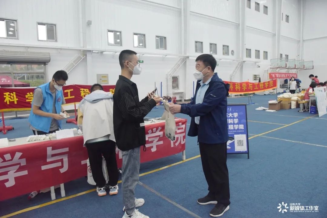 山海有相逢风雨有归期,山海有相逢相见有归期