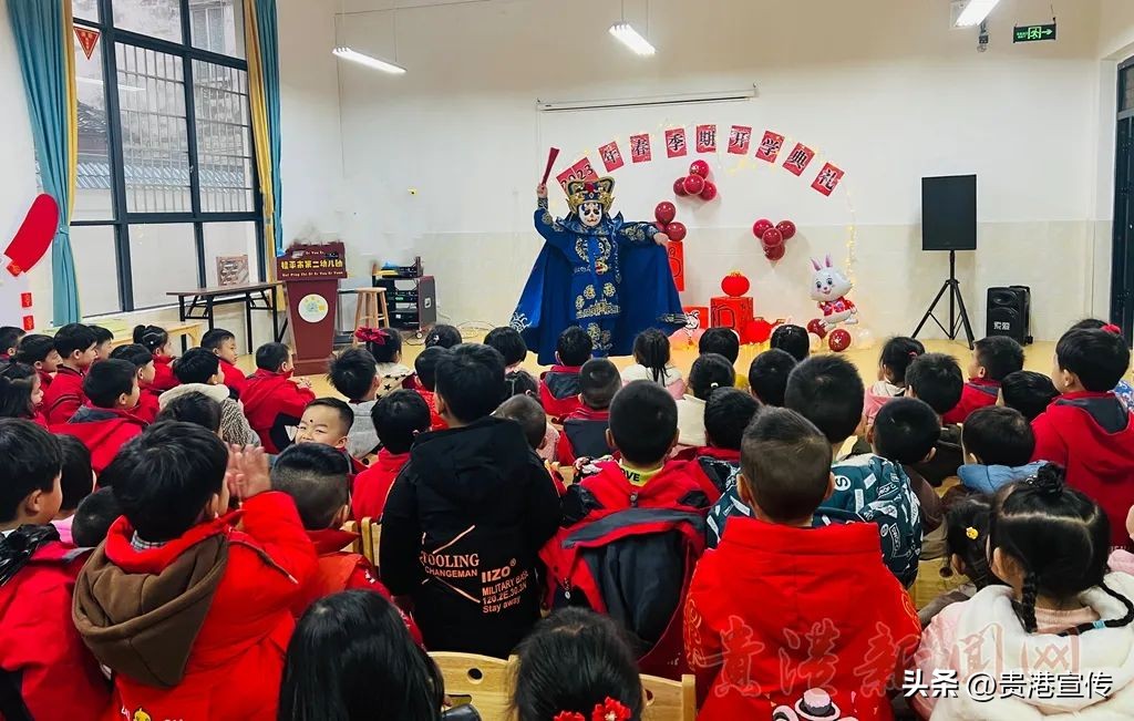 开学花式迎新,广西南宁市花式开学