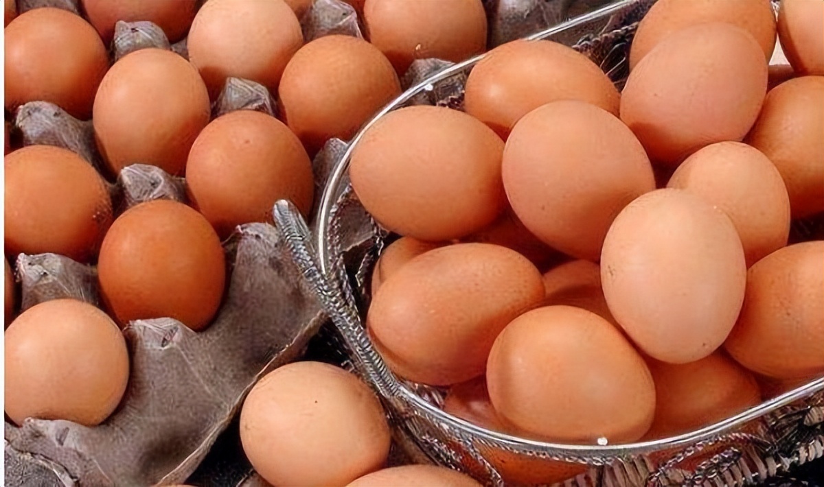 每天早上吃一个水煮蛋坚持下去,晚上坚持吃一个水煮蛋身体会怎样