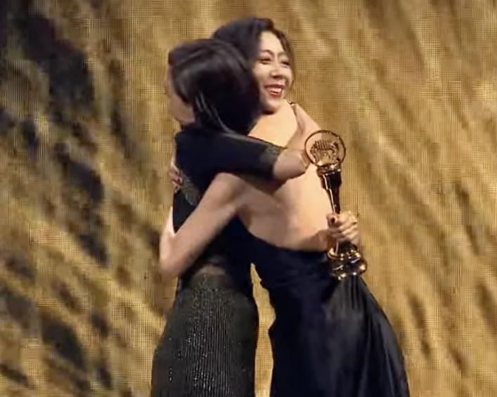 金曲奖获奖瞬间,金曲奖艾怡良完整版