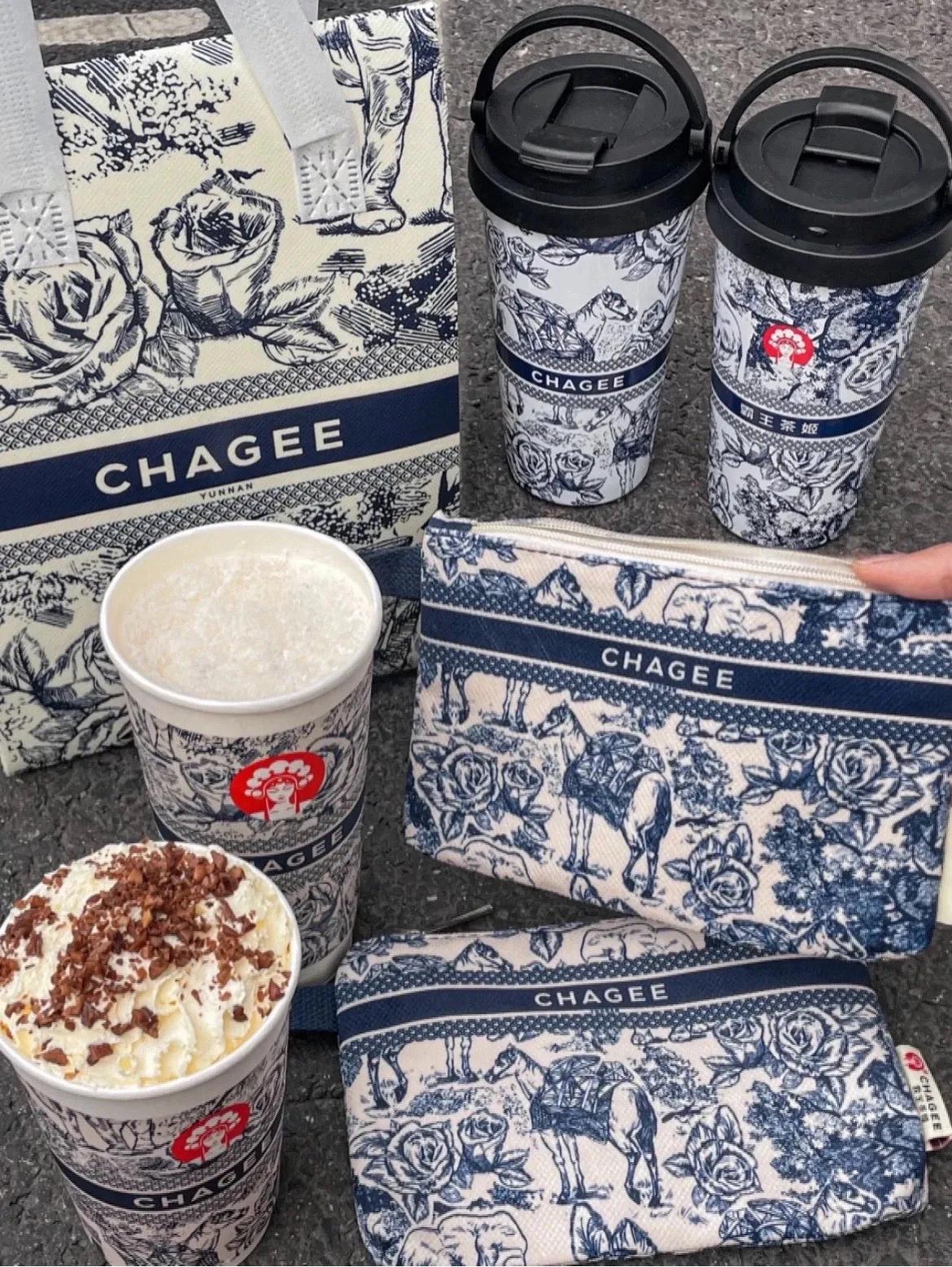 霸王茶姬为什么包装像迪奥,霸王茶姬新包装模仿什么大品牌