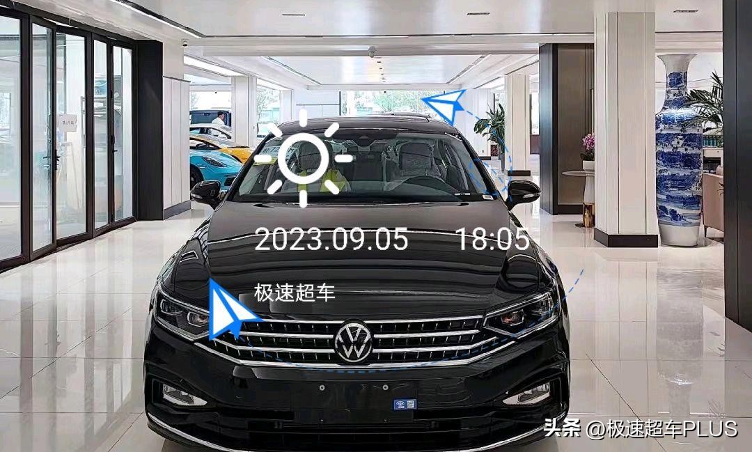 大众迈腾2.0t加速爆改,大众迈腾17寸升级18寸花瓣轮毂