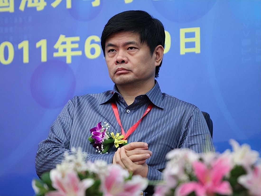 通信历史,亚信ceo丁健的个人资料