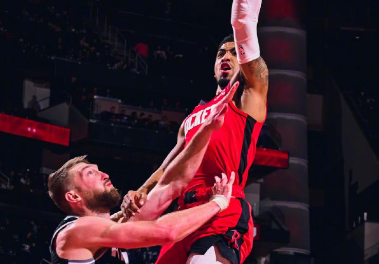 火箭三大绝杀之格林,火箭杰拉德格林被吹犯规