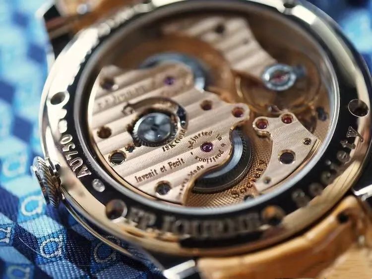 14亿现货，估值68亿，乔丹投资的钟表交易平台