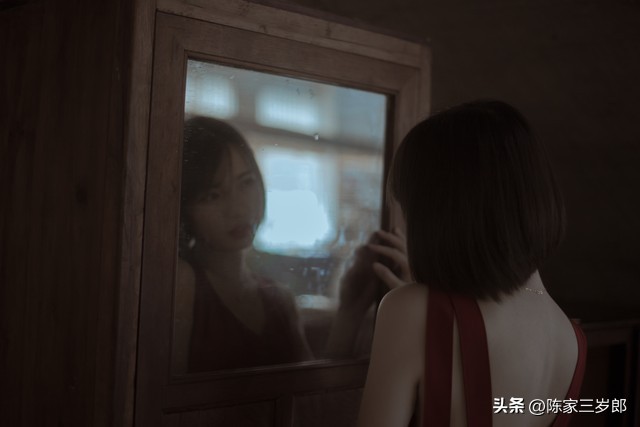 不给彩礼不让领证女生打掉孩子,结婚不要求房车不要彩礼