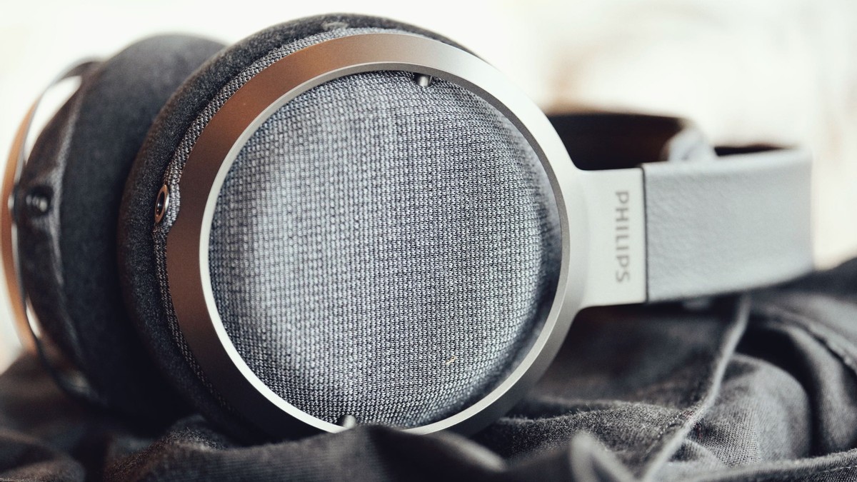 还能配上旗舰二字？飞利浦FidelioX3旗舰头戴耳机入手一周年有感