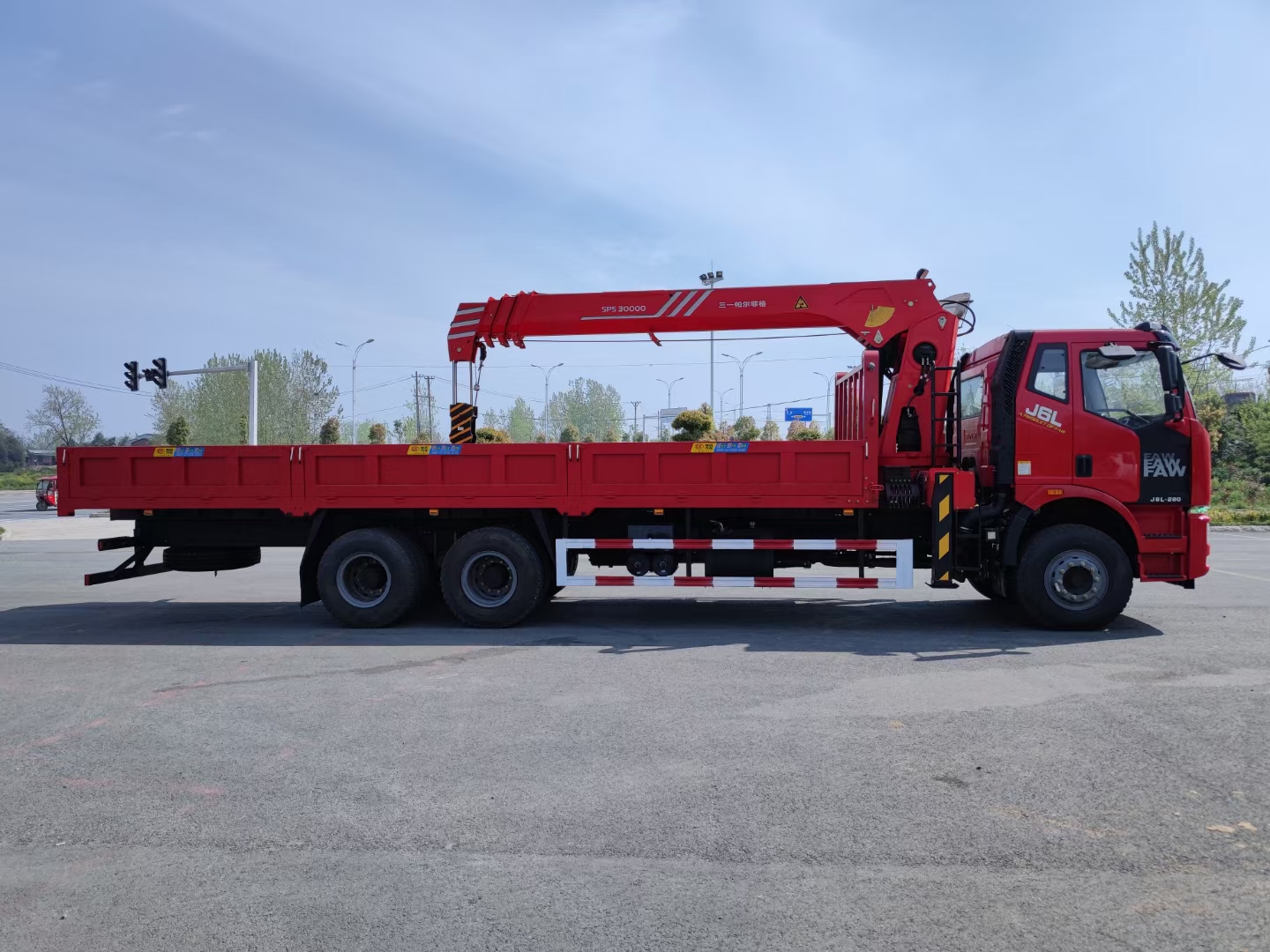 广西随车吊蓝牌价格,广西随车吊求购