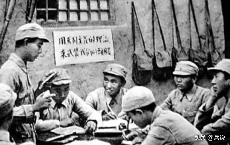 八路军大官被俘，对日军自称副团长，*伯承刘**密电：不惜代价救人