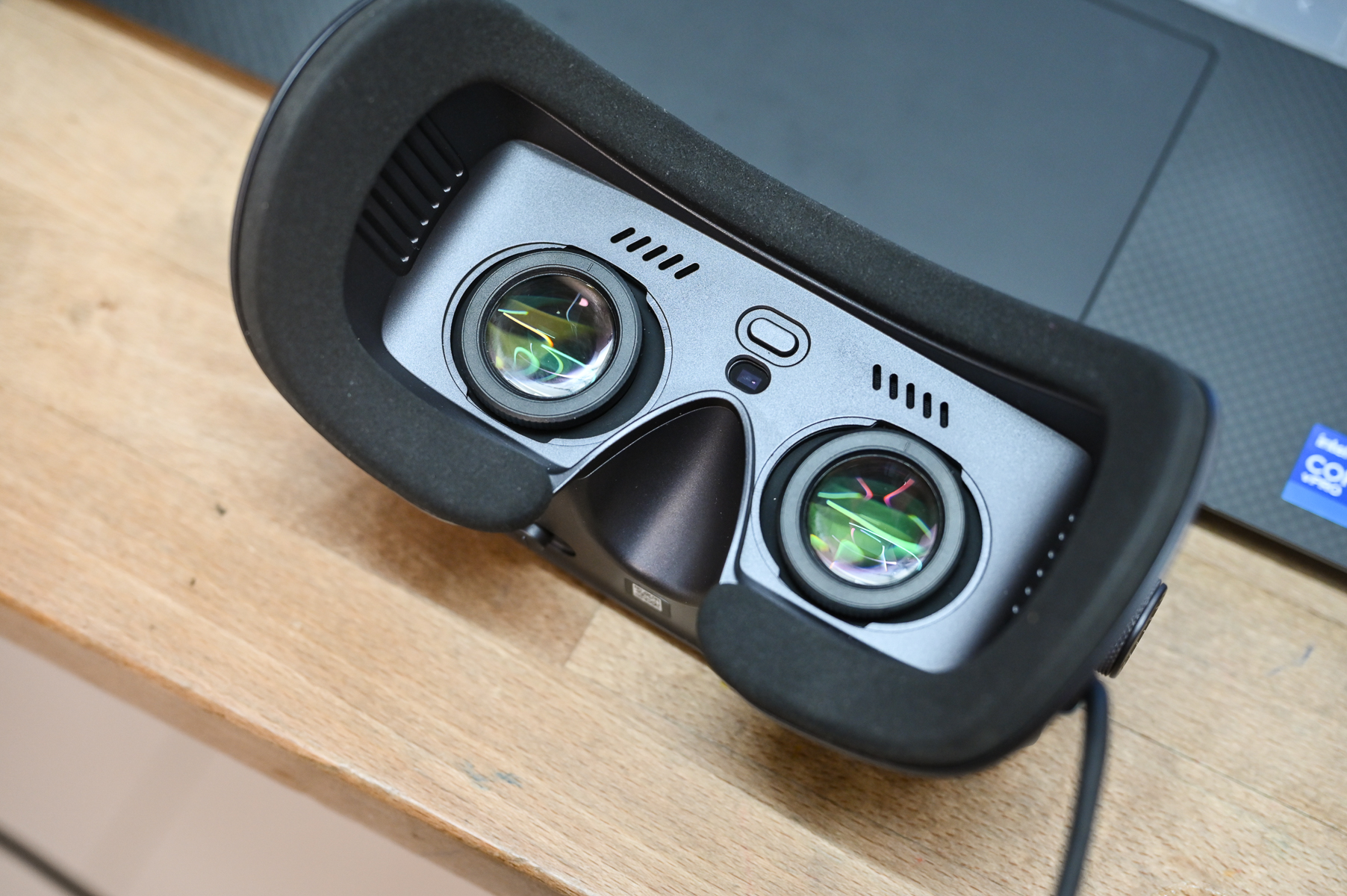 3d头戴式显示器评测,酷睿视智能高清头戴显示器评测