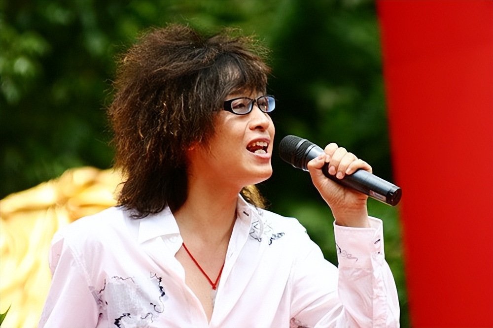 盘点那些被歌词名改恶心的歌曲,最近歌词被吐槽的歌曲