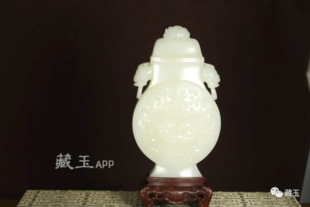 1100元以上的和田玉籽料值得买吗,100万以上和田玉籽料