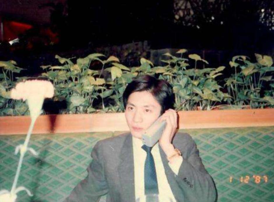 中国第一位办手机号的人是谁,中国首位办理手机号的人