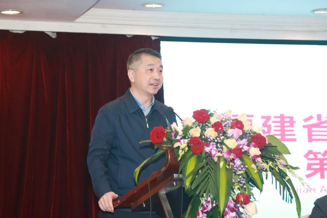 香港金日集团李冠华,金日集团总裁李冠华多大