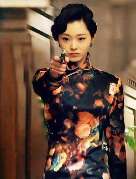 哪几个女明星的鼻子不好看,鼻子不好看的十大女星