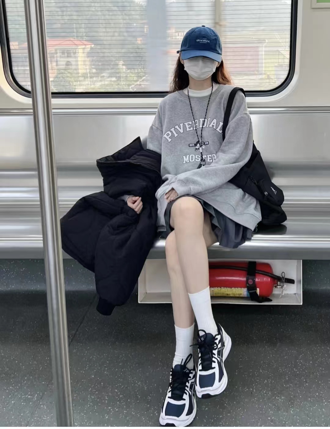 卫衣搭配什么外套裤子更好看呢,卫衣搭配什么衣服好看又实用