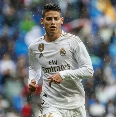 琚弗閲嶄綆浼扮殑瓒崇悆宸ㄦ槦,鍗佸ぇ琚珮浼扮殑瓒崇悆宸ㄦ槦