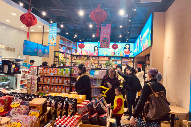 引流、性价比、预期，卡塔利亚进口零食超市选址时都不能少