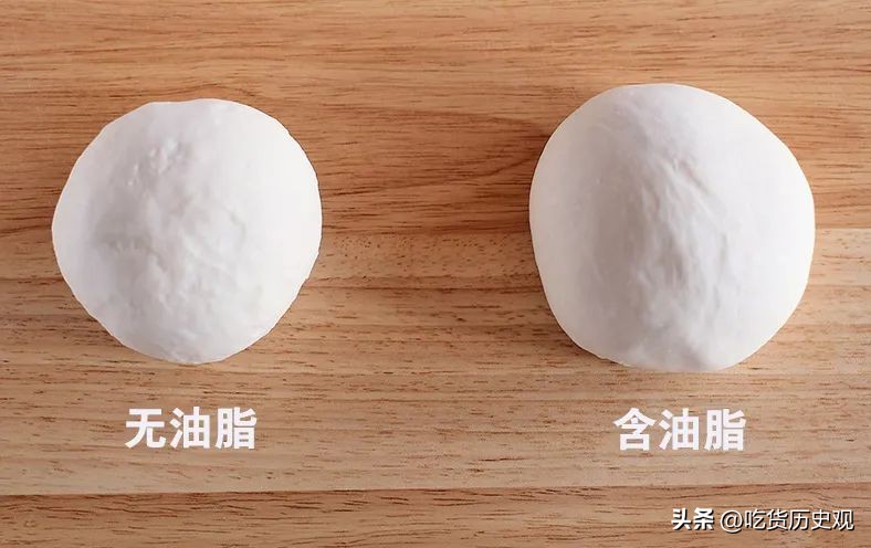 做面包放黄油起到什么作用,做面包用的黄油有啥作用