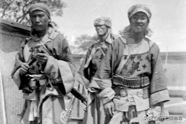 一个落榜考生如何创业的传奇故事，成功后众人拥呼：教主仙福永享