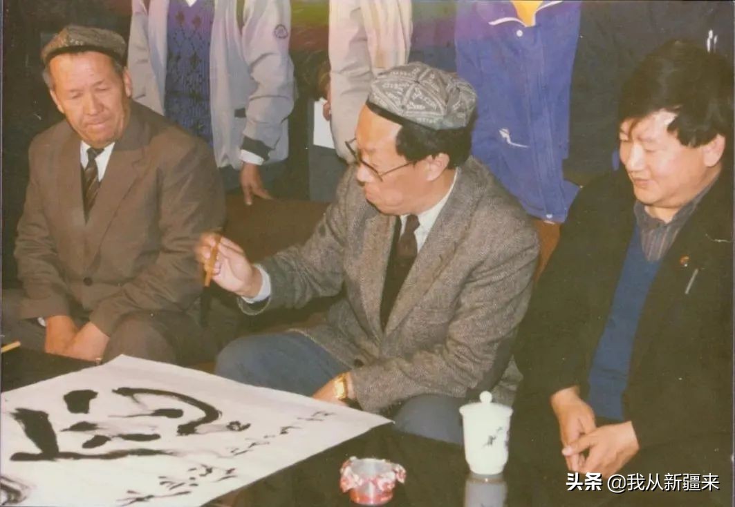 王蒙|在*疆新**的16年，他成为了维吾尔语“博士后”