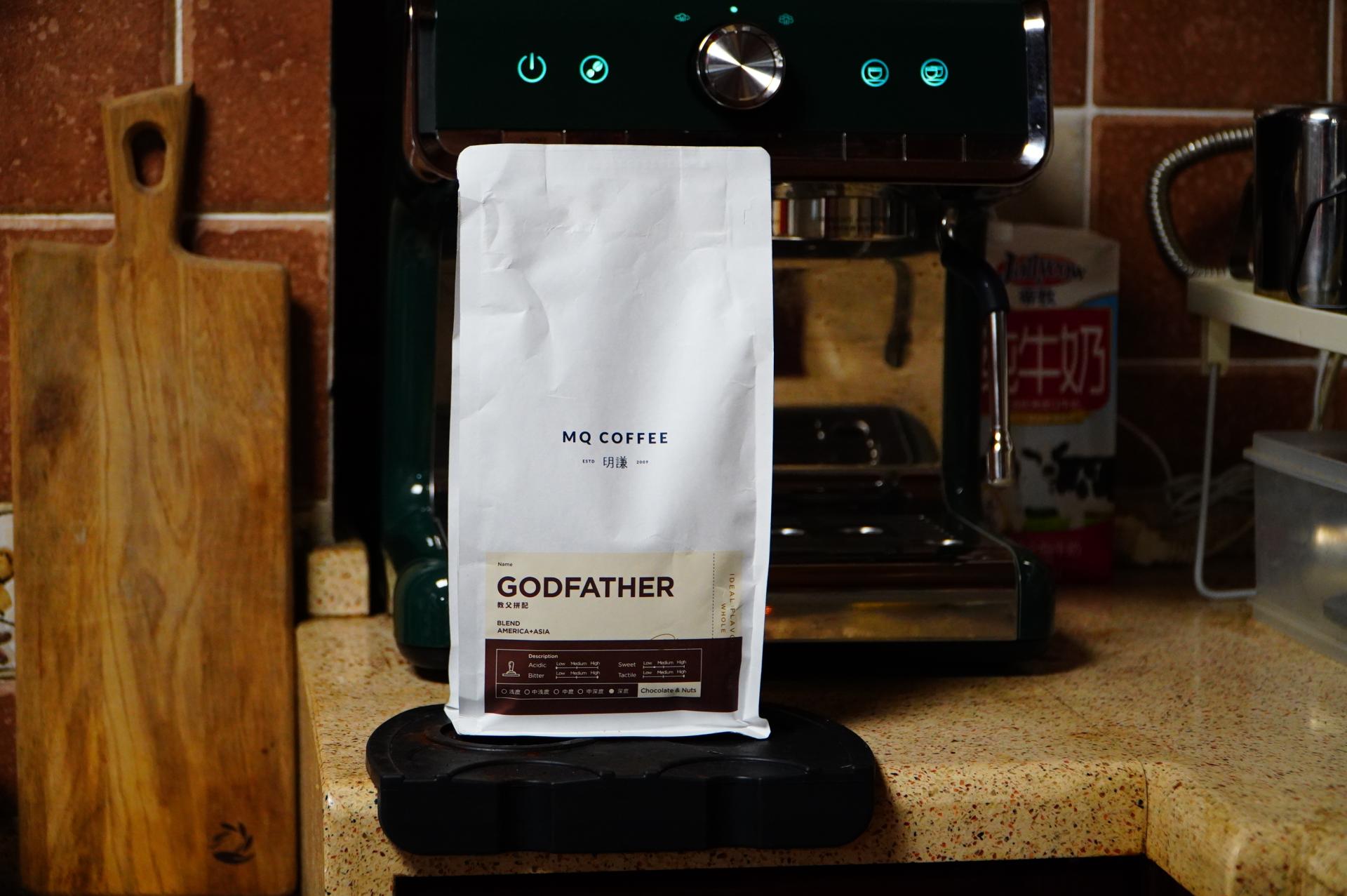 适合意式咖啡机的豆子,意式咖啡机用哪种豆子拼