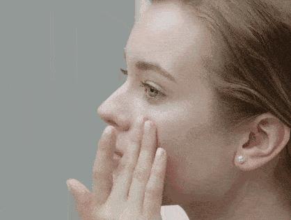 以油养肤皮肤反黑怎么治疗,角鲨烷以油养肤正确方法