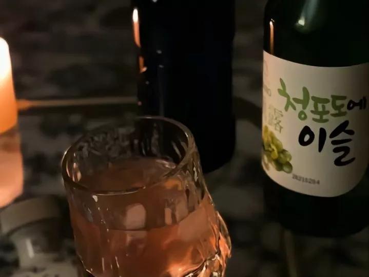 情绪不好想喝酒的文案,适合喝酒时发的高级文案酒话人生