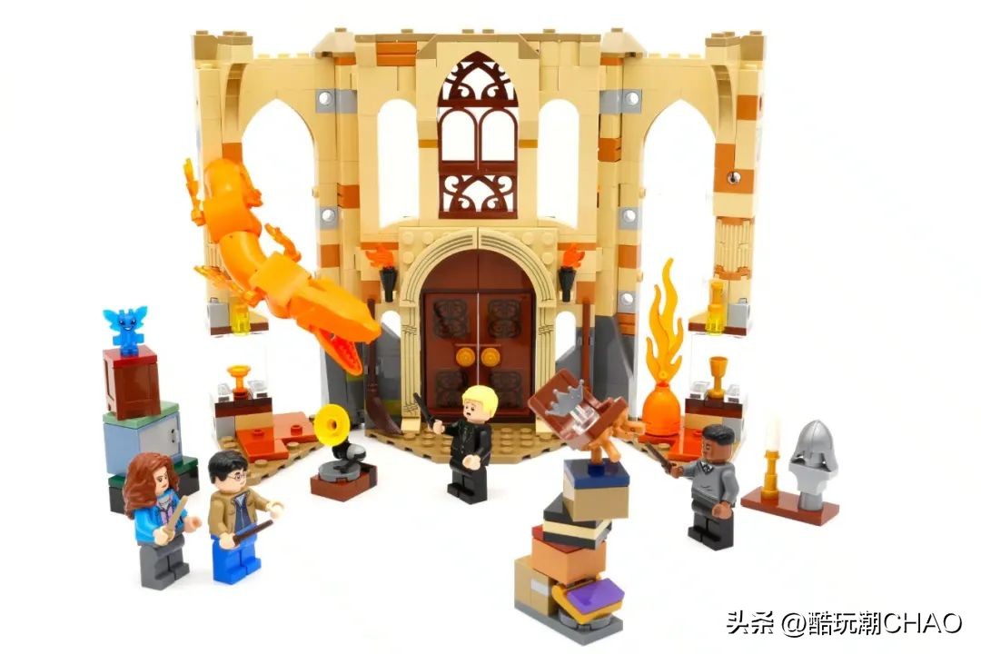 乐高哈利波特76413霍格沃茨：有求必应屋套装开箱评测