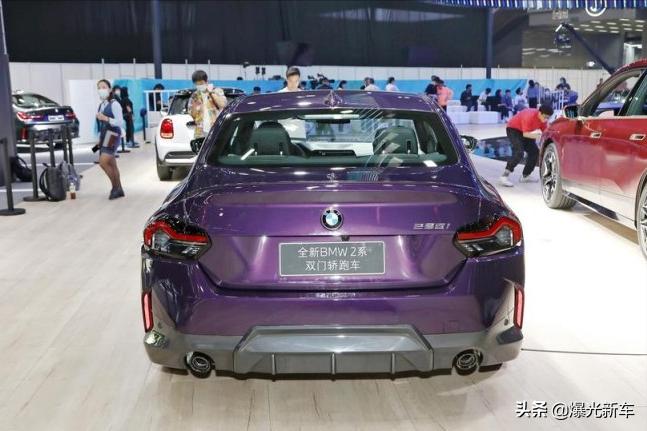 2022宝马2系两门轿跑车,2022款宝马2系225i曜夜版