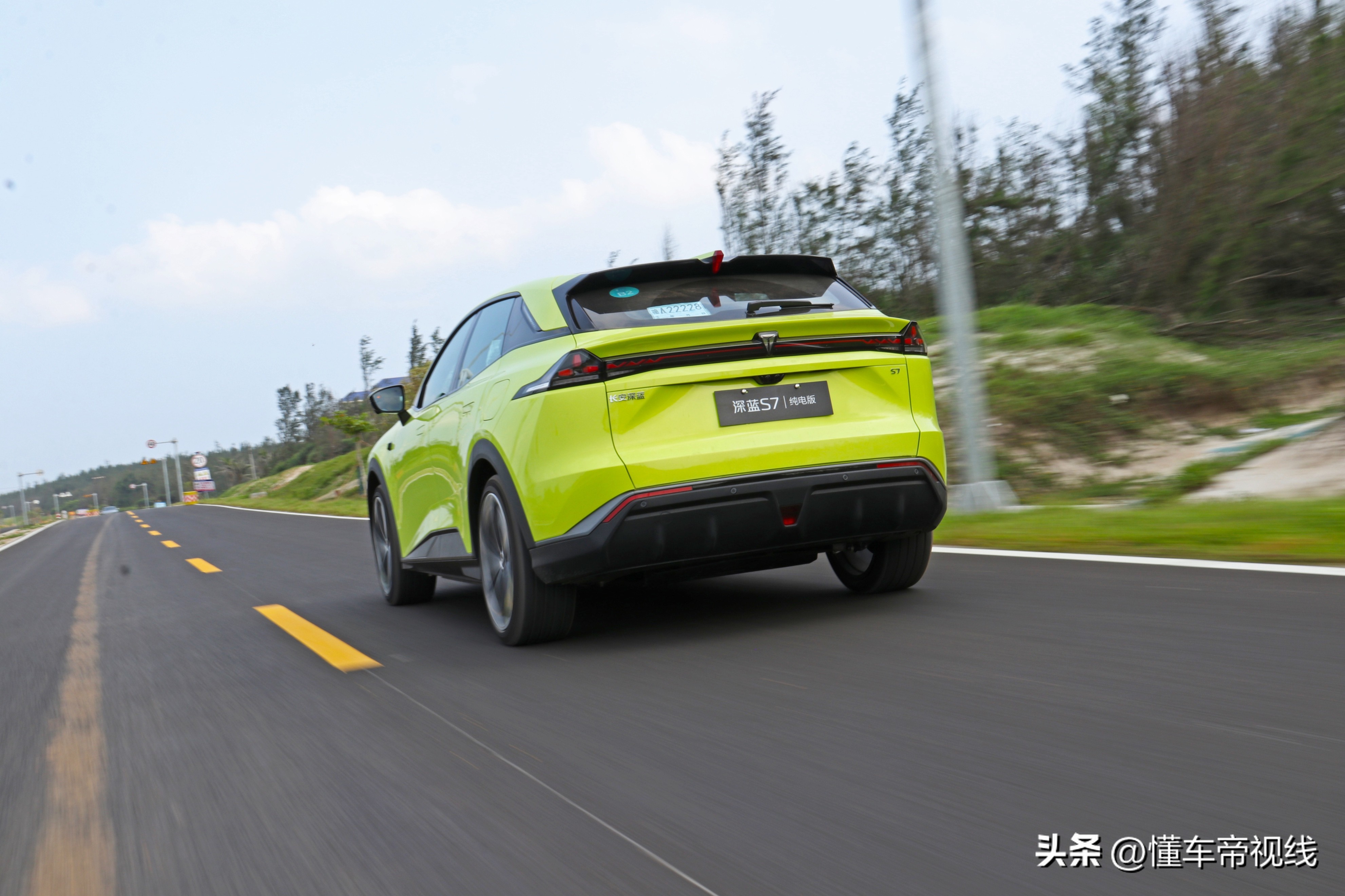 长安深蓝s7pk新零跑c10,长安深蓝s7多少秒破百