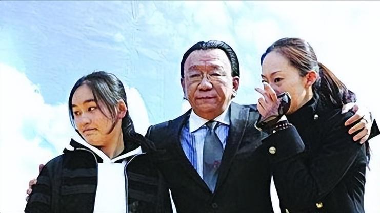 酒驾、卖假货、多次出轨，这4位“老艺人”晚节不保？