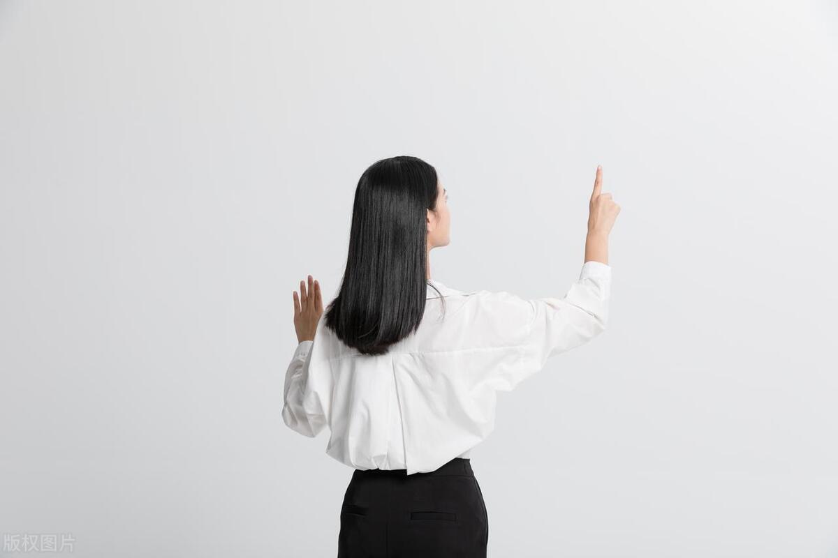 小小说绝密情人分析,小小说玫瑰之约