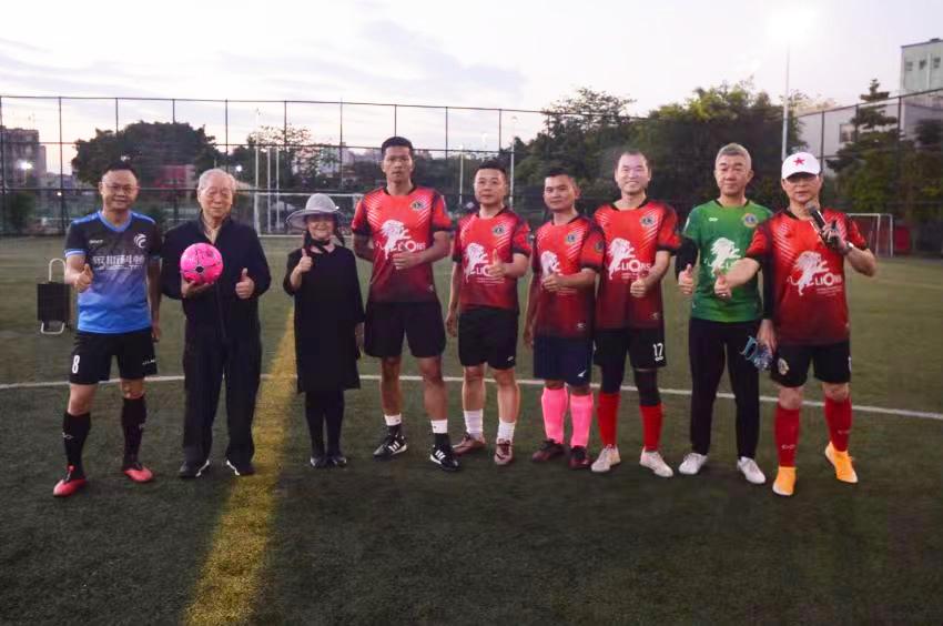 公益赛足球,公益足球赛事捐赠