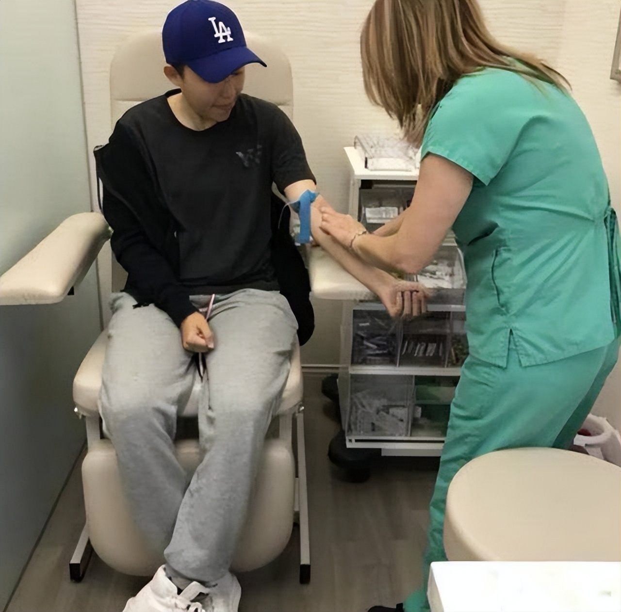 东北女生花50万赴美试管婴儿,女子花50万生混血宝宝