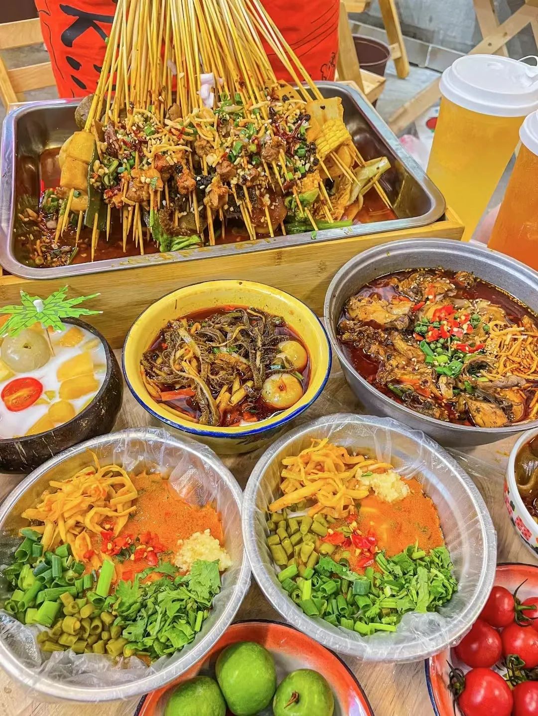 北京开一家油卤串串店,开一家热卤串串店利润多少