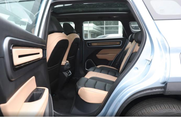 吉利icon高颜值精致紧凑型suv,吉利最新suvicon性能怎么样